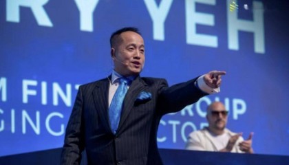 全裸坠亡的币圈大佬叶俊德