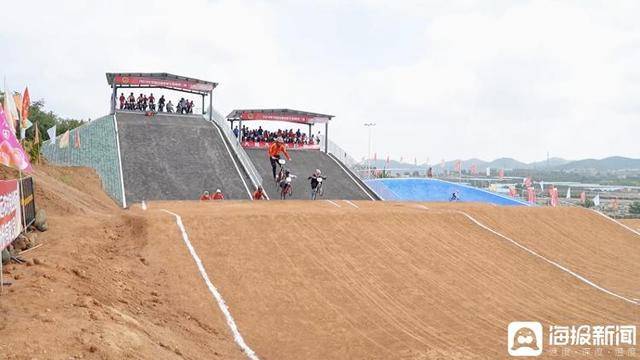 独立调查丨中国农民丰收节为啥选在山东这个小山村里办?