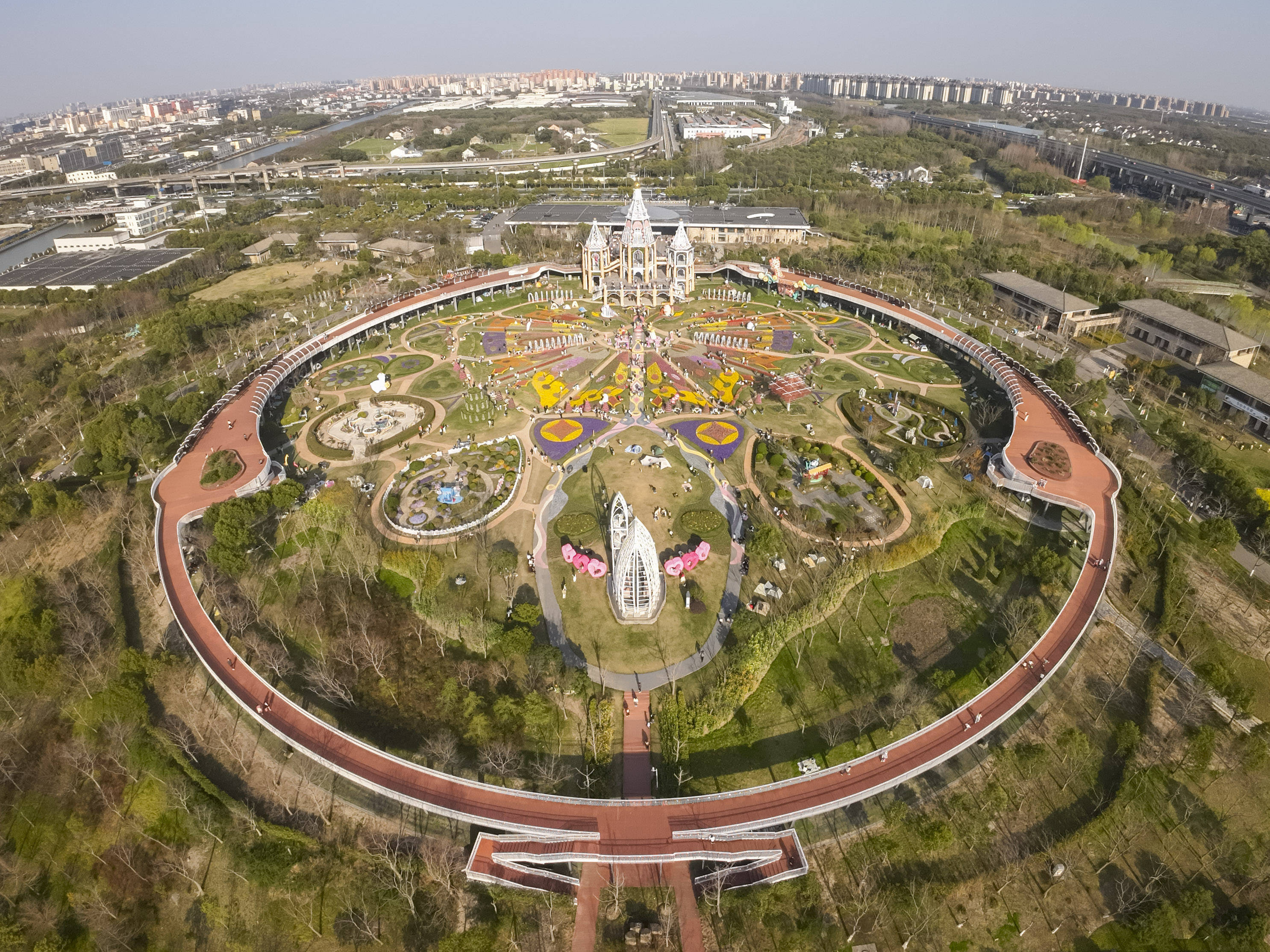 澳媒:特大城市上海变得宜居秘诀