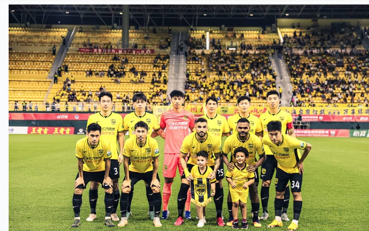 换帅如换刀,广州豹炒掉功勋教练黎兵,助教冯峰首秀主场封神,如何看?