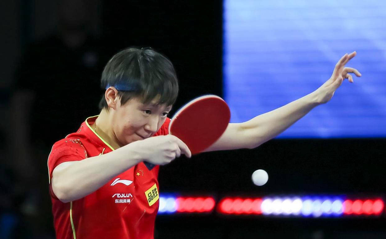 不追星炒CP,王曼昱如何成为品牌新宠?