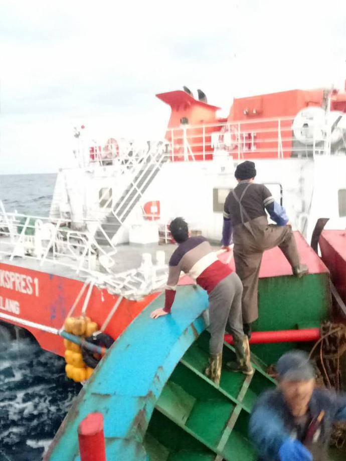 2018年,浙江渔民发现无人游轮,内部豪华却无人认领,真相如何