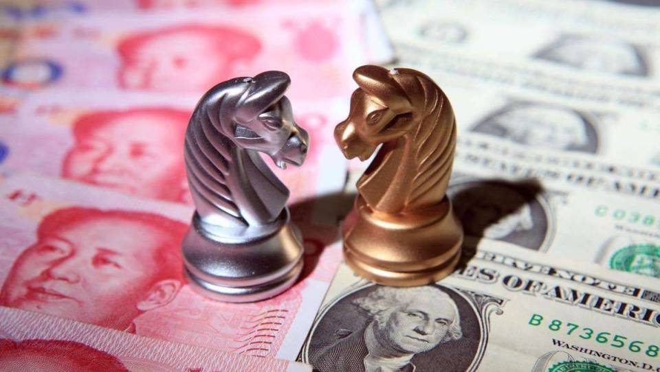人民币国际化加速:从中东到铁矿石,中国如何拆解美元霸权?
