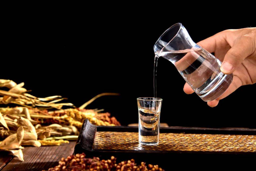 便利店迈入“四万店”时代,酒业如何“抄作业”?