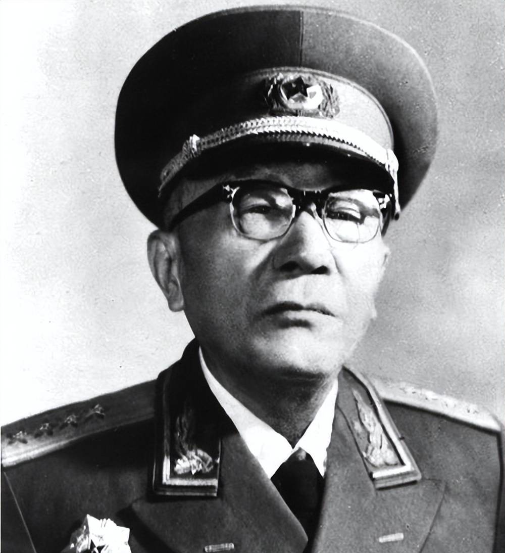 高某抄过黄克诚的家,黄克诚平反后,如何处置他