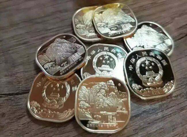 如何选择适合投资的纪念币？“量少为王”是关键