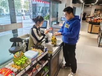 双币移动支付达百笔！澳门国际银行助力琴澳民生融合发展