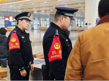 给力!超赞!濮阳东站派出所用平安与温情点亮归途