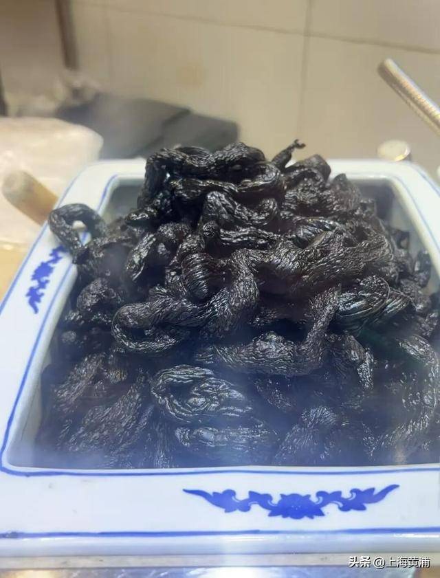 7天狂卖1吨!上海阿姨爷叔排长队也要买,“这酱特别香,吃了让人难忘!”