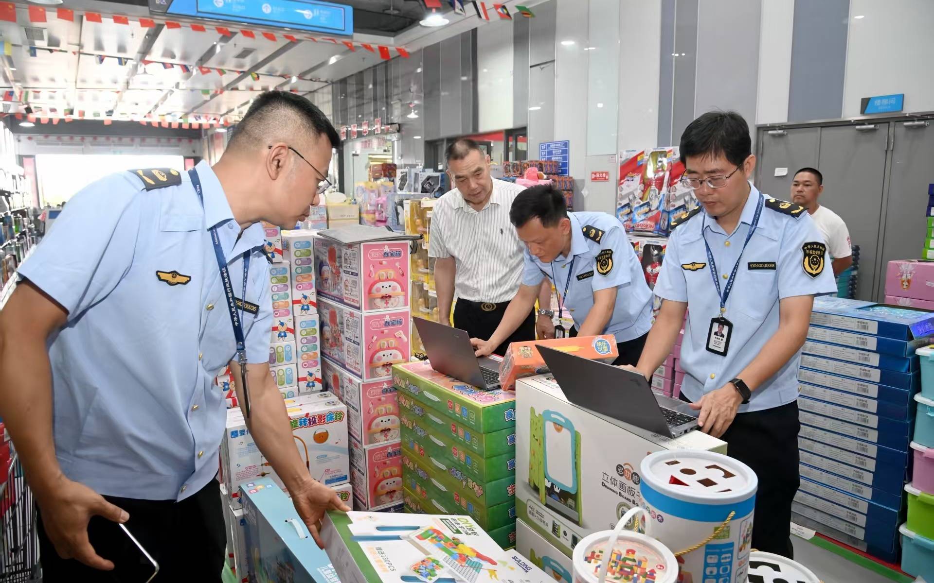 “娜塔莎”娃娃事件再追踪：多地市场监管部门开展重点排查
