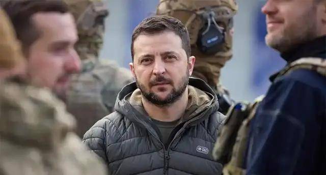 俄罗斯报复后果惨重,乌克兰七大炼油厂全废了
